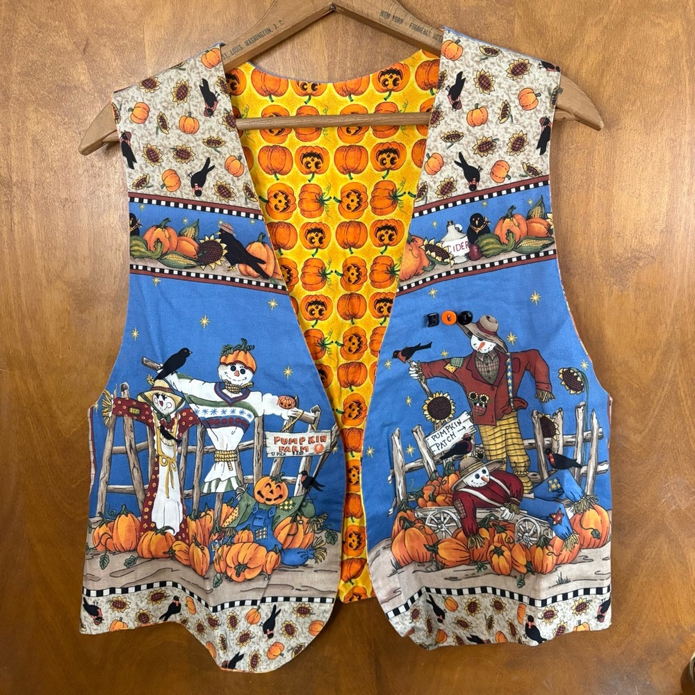 Vintage Homemade Halloween Vest Scarecrow Pumpkin Bat 90s Art Teacher Crow Cat